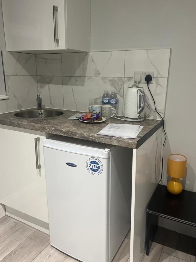 Wisdom Care: The Orpington Cutie Hotel Ngoại thất bức ảnh